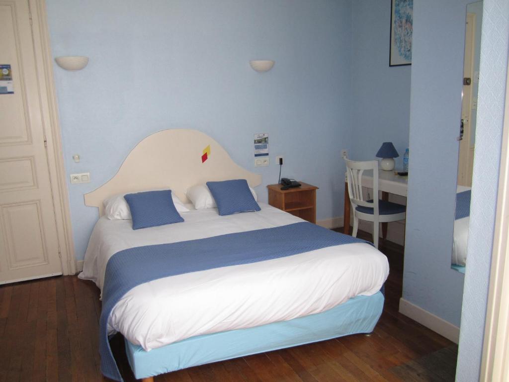 Hotel Arlequin Troyes Rum bild