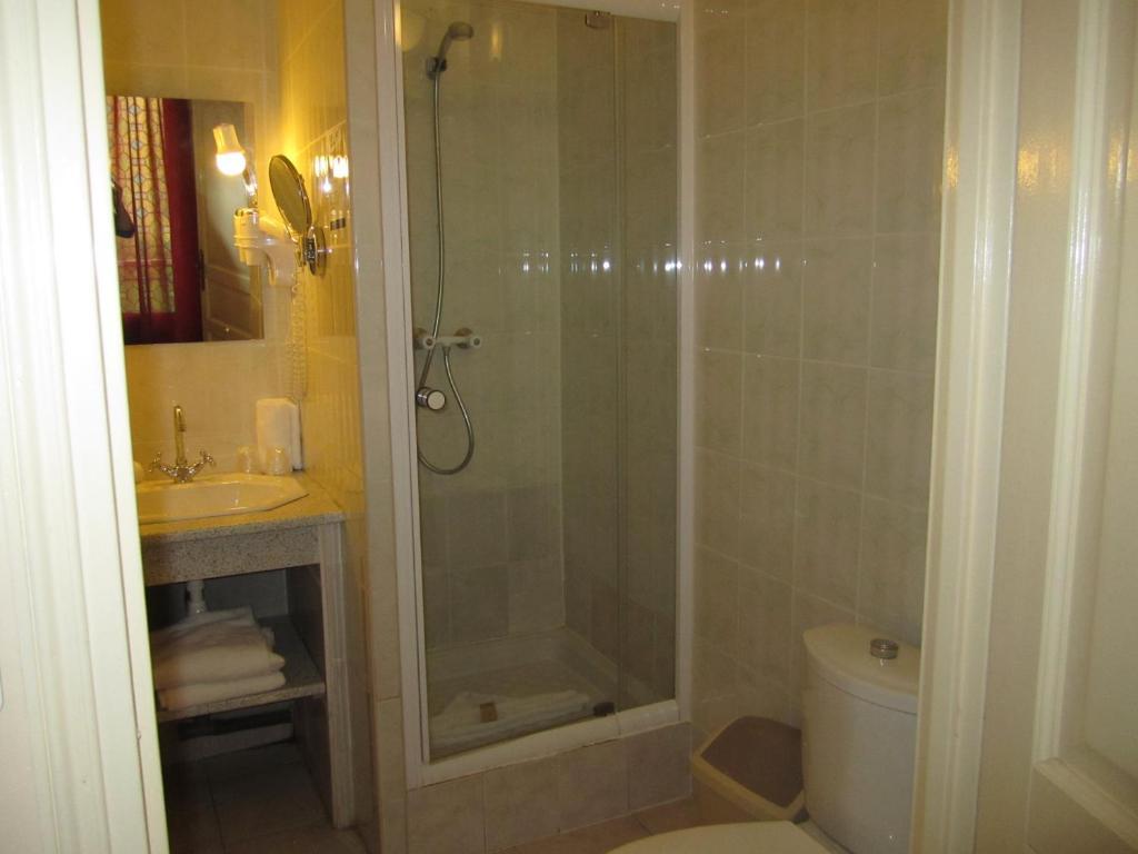 Hotel Arlequin Troyes Rum bild