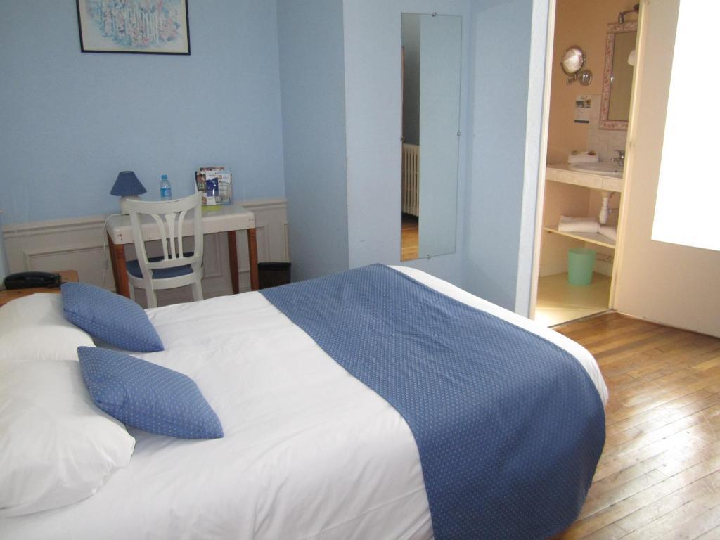 Hotel Arlequin Troyes Rum bild