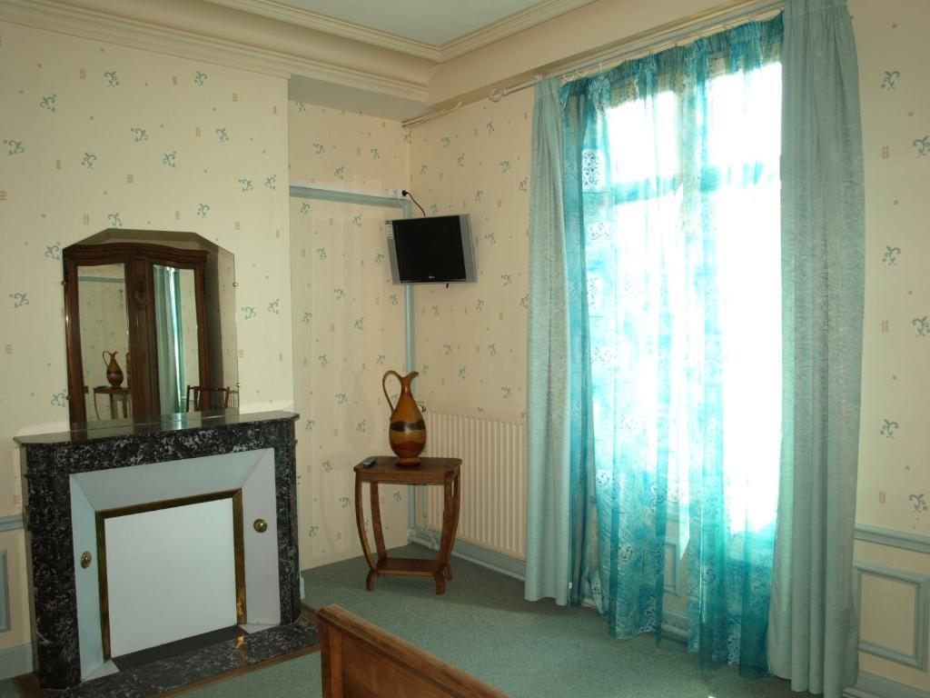 Hotel Arlequin Troyes Exteriör bild